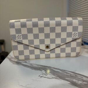 Louis Vuitton Damier Azure Felicie Pochette